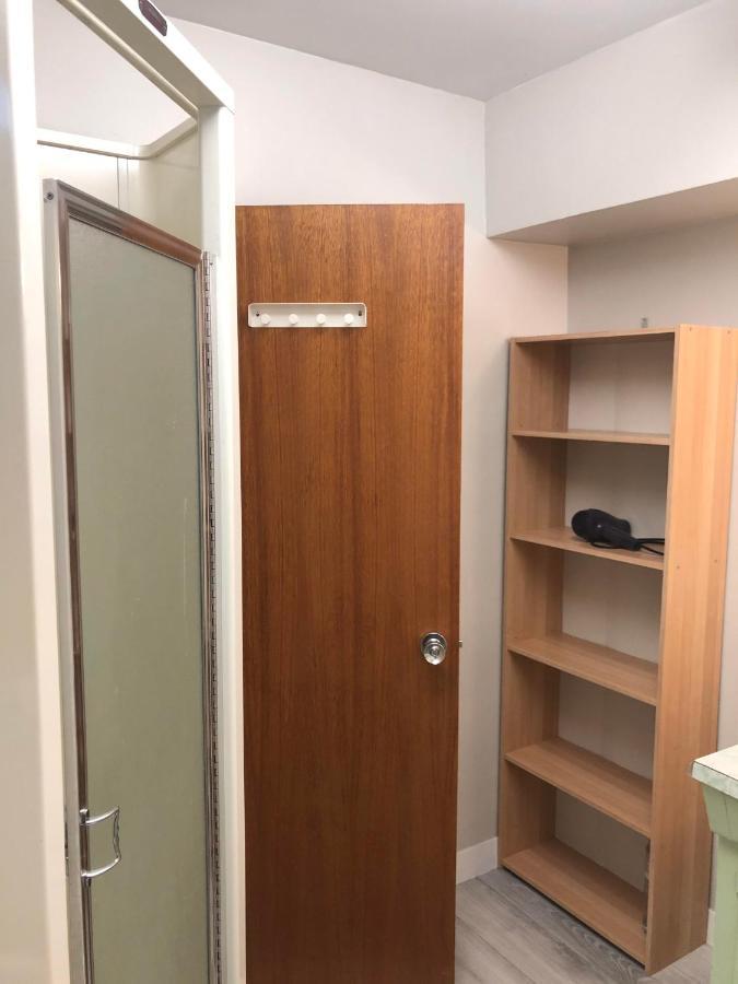 Cozy Guest Home Close To Downtown Vancouver Sights & Subway Station エクステリア 写真
